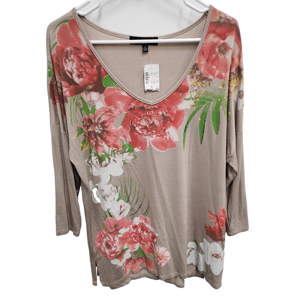 B.L.E.U Womens Top Size XL Beige Red Floral V-Neck 3/4 Sleeve Cottagecore NEW